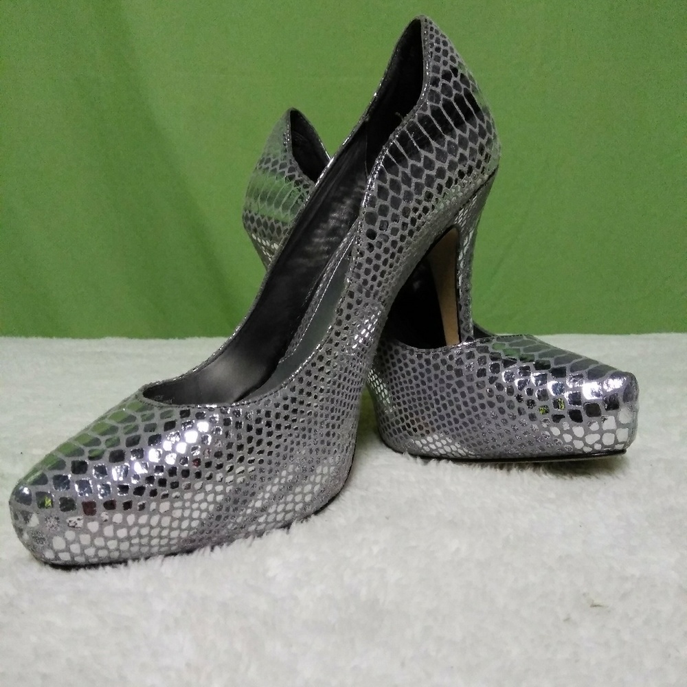 White/Black Shoes